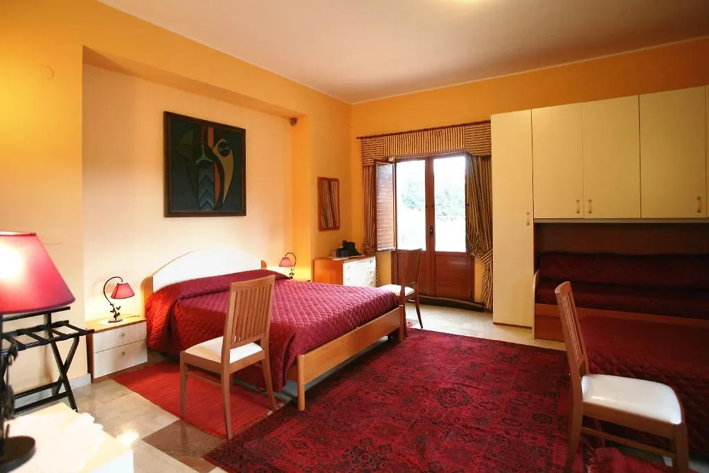 לינה וארוחת בוקר אנה B&B Villa Casablanca